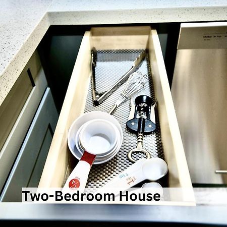 オールバニ Monteith Hideaway In Downtown Monteith Districtヴィラ エクステリア 写真